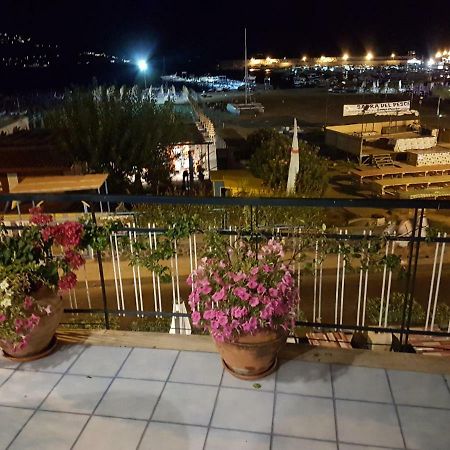Apartmán Terrazza Sul Mare Giardini Naxos Exteriér fotografie