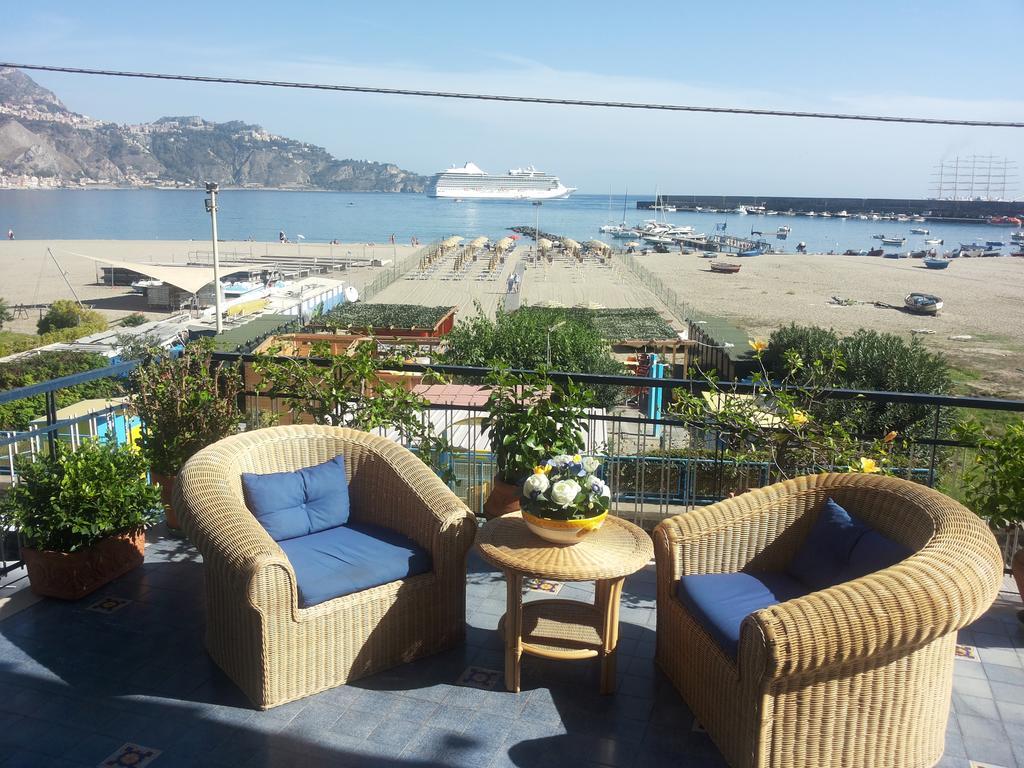 Apartmán Terrazza Sul Mare Giardini Naxos Pokoj fotografie