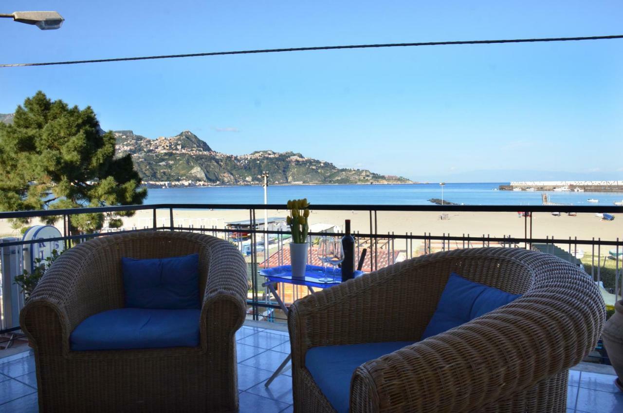 Apartmán Terrazza Sul Mare Giardini Naxos Exteriér fotografie