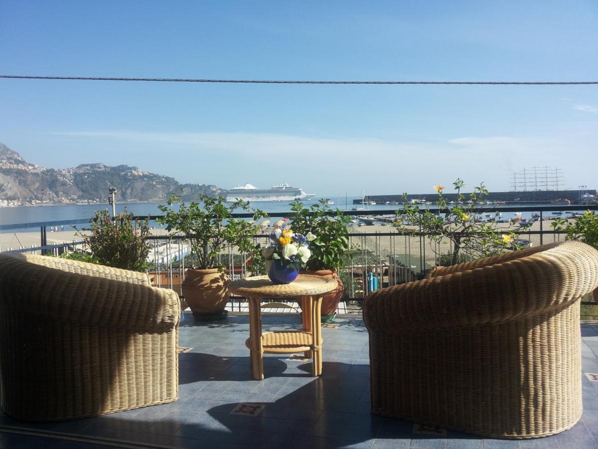 Apartmán Terrazza Sul Mare Giardini Naxos Pokoj fotografie